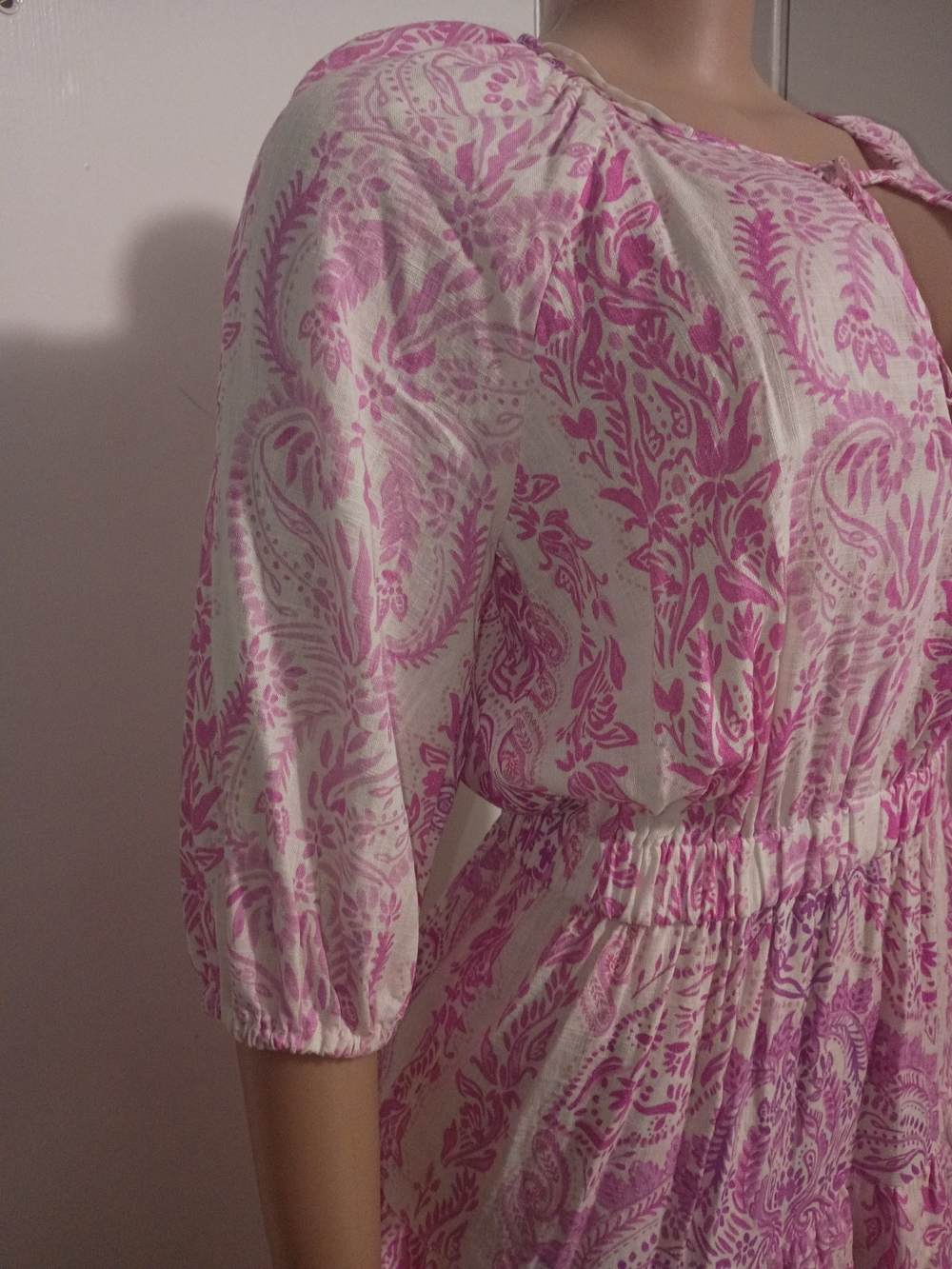 Zara Pink Patterned Tiered Tie-Neck Mini Dress - Picture 4 of 9